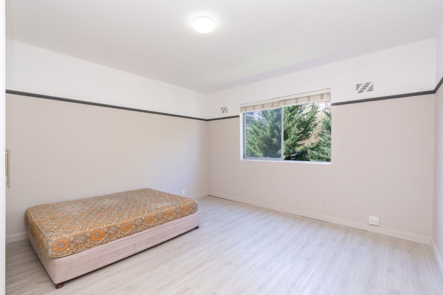 To Let 3 Bedroom Property for Rent in Sea Point Western Cape